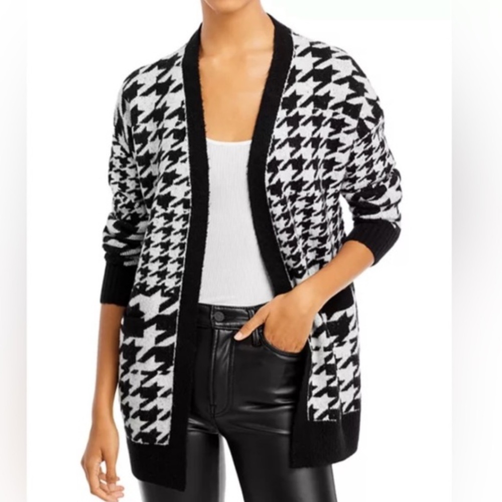 NWT Aqua Black and White Houndstooth Open Knit Cardigan